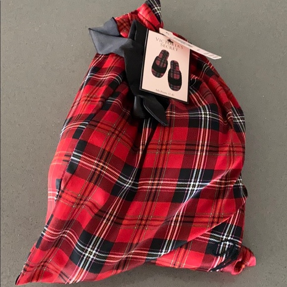 Victoria’s Secret Signature Satin Slippers Red Plaid / Size Medium 7-8 - Picture 4 of 9